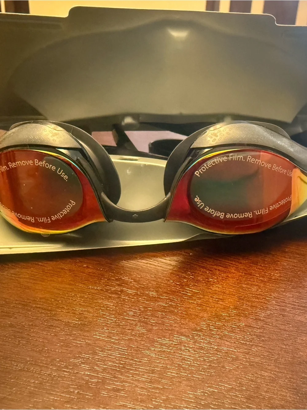 Speedo Fastskin Pure Focus Mirrored Goggles, Black/Red NEW